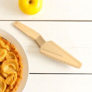 Vintage Tupperware 1228-8 Pie & Cake Server – Wheat Color – Kitchen Utensil